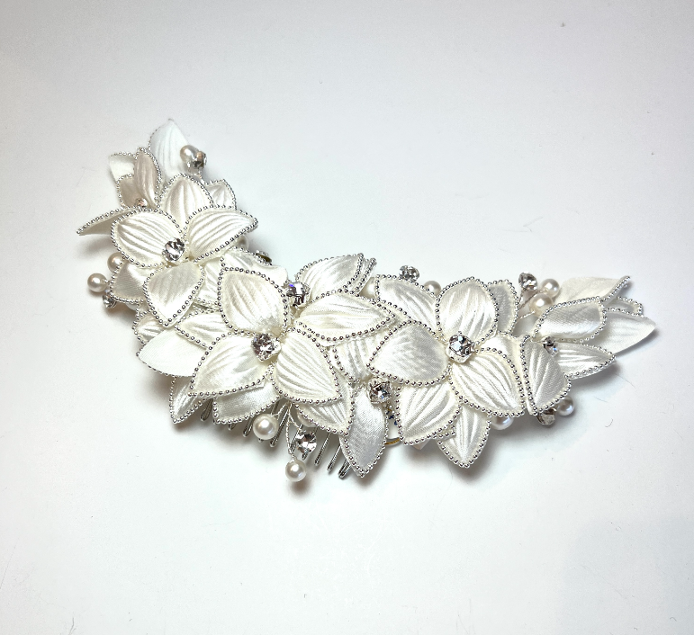 Silken Bloom Comb