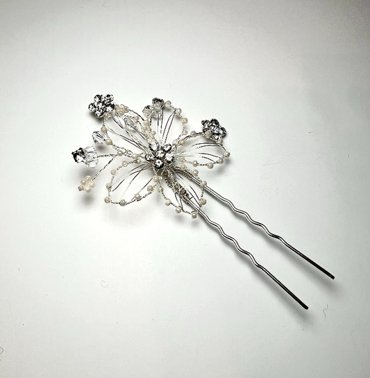 Petal Whisper Hairpin