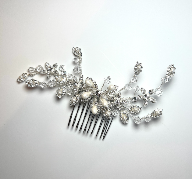 Crystal Petal Comb