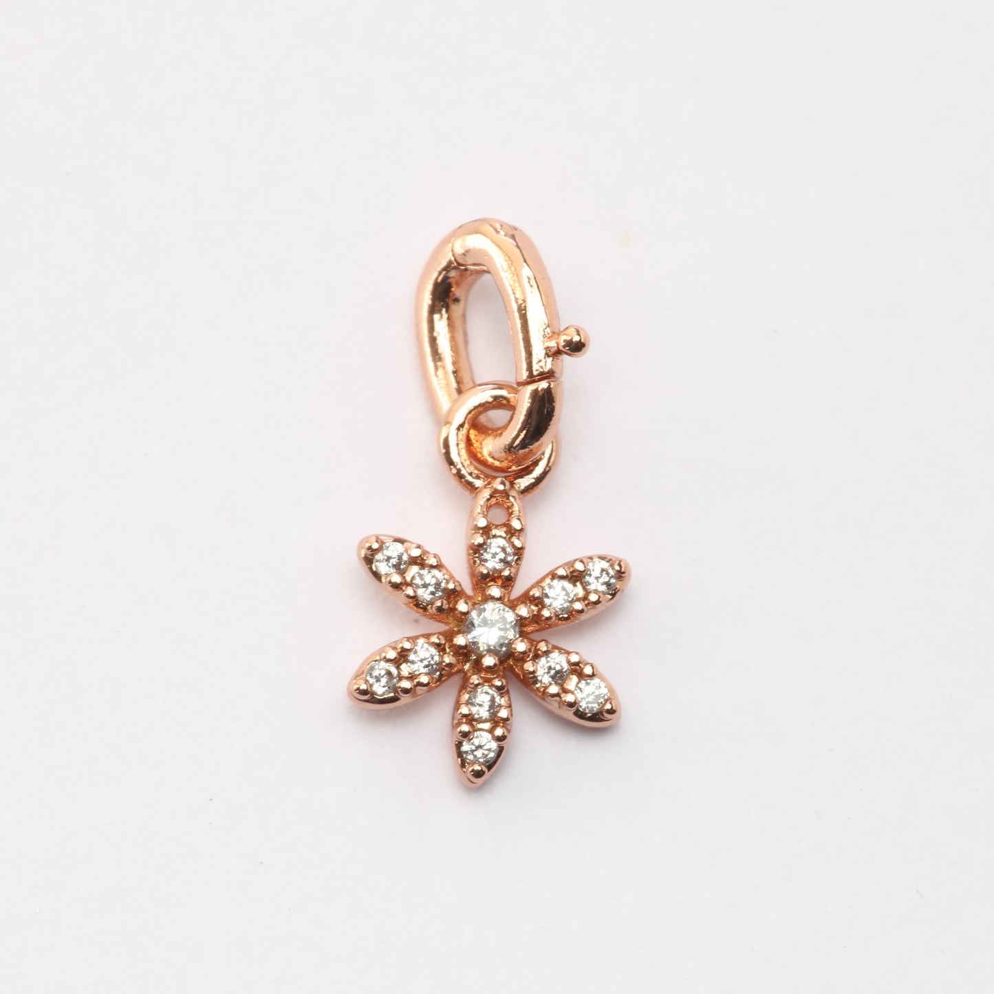 Sparkling Daisy Charm